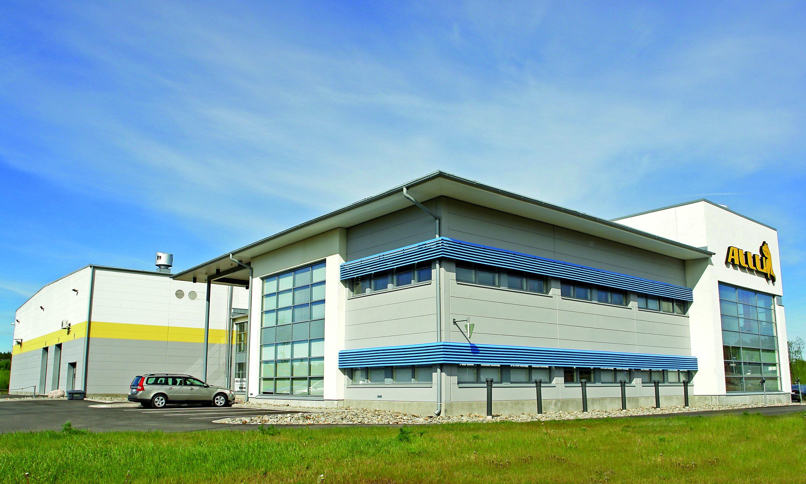 ALLU Holds ‘Best Ever’ Dealer Meeting Screener, Crusher and Padding